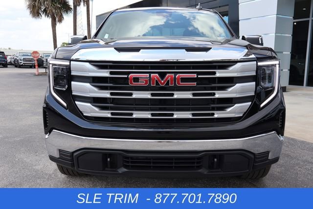 New 2026 Onyx Black GMC SLE image 3
