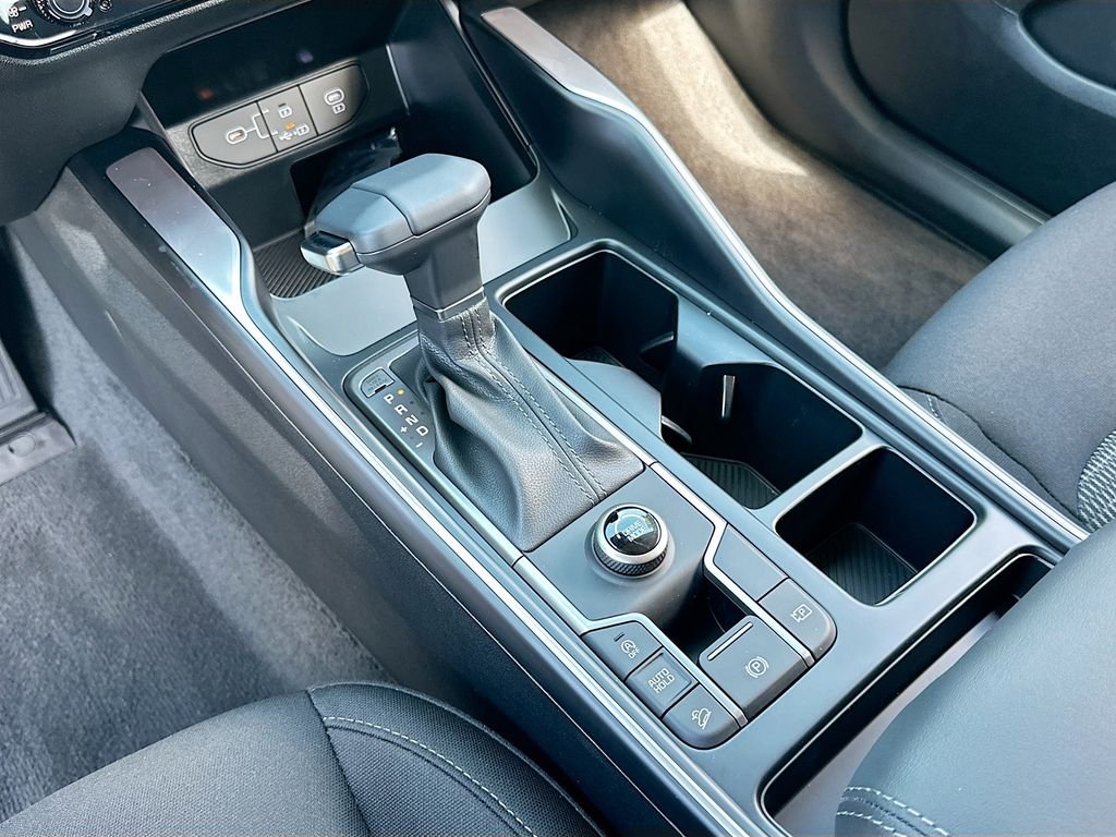 2026 Kia Sorento LX - Photo 16