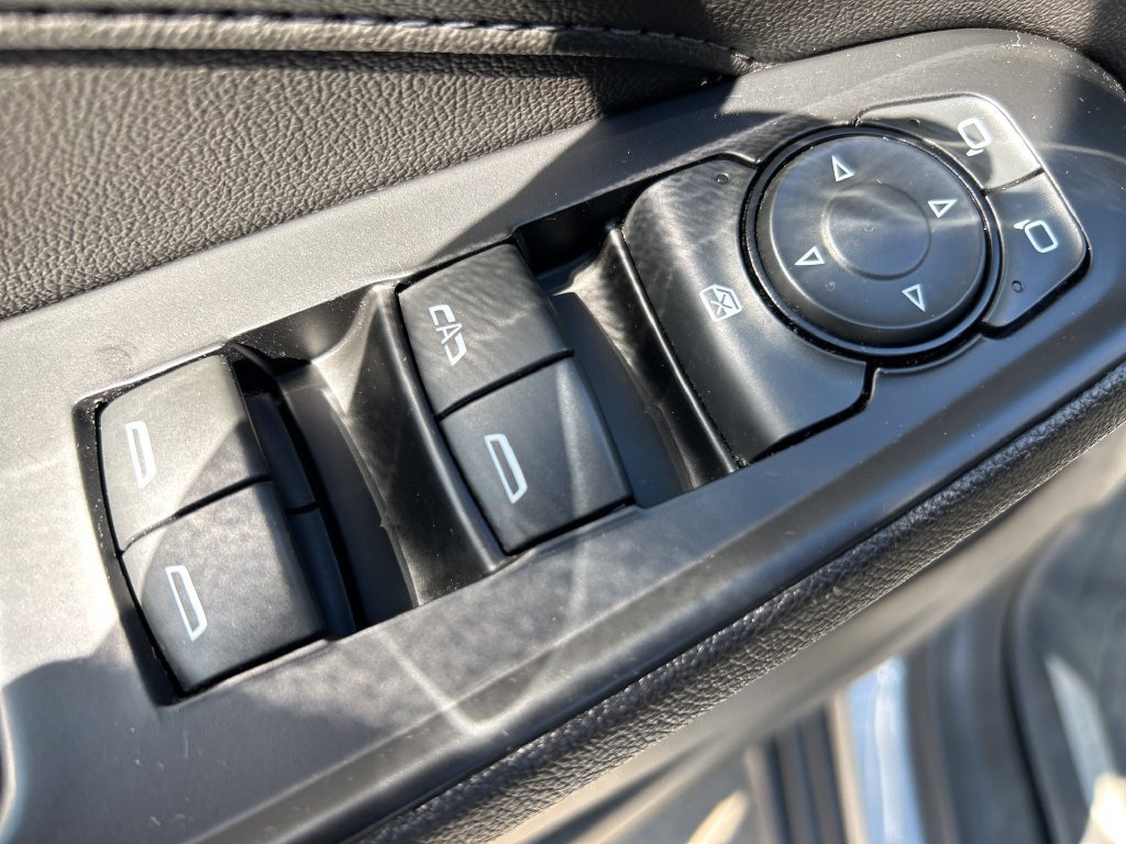 Used 2023 STERLING GRAY METALLIC Chevrolet LT Cloth image 19