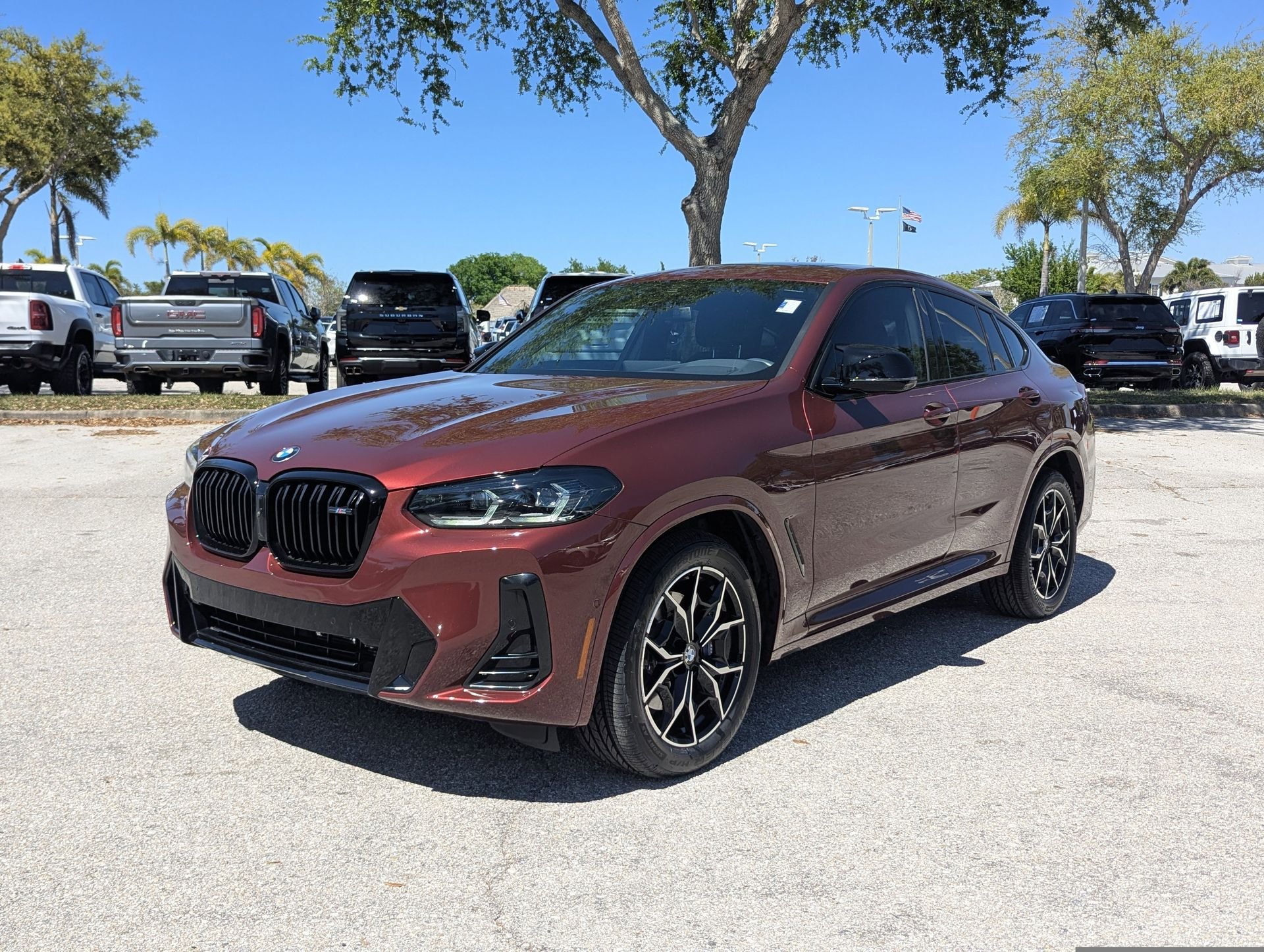 View vehicle photo 7