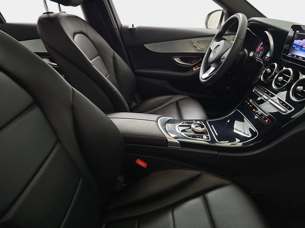 Used 2018 Polar White Mercedes-Benz C 300 image 10
