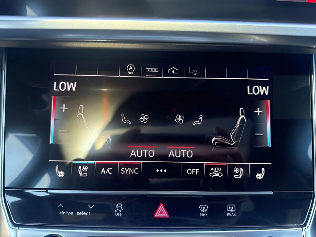 Used 2021  Audi Premium Plus image 23