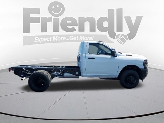 New 2026 Bright White Clear-Coat Exterior Paint RAM Tradesman image 6