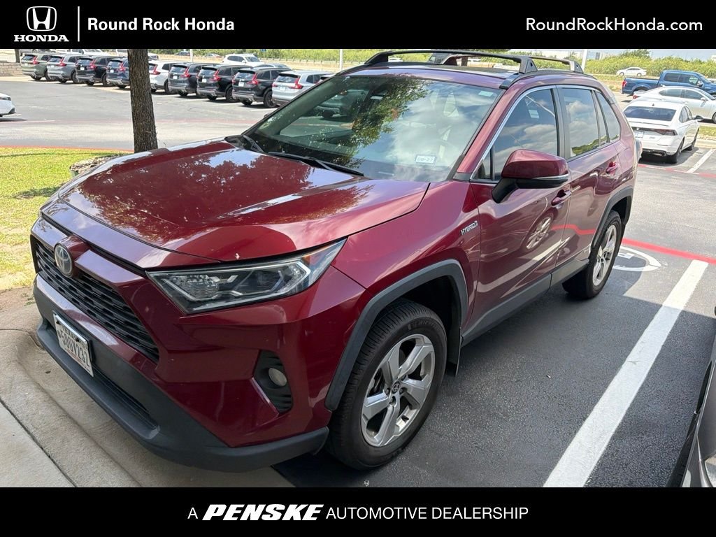 Used 2021 Pearl Toyota XLE Premium image 1