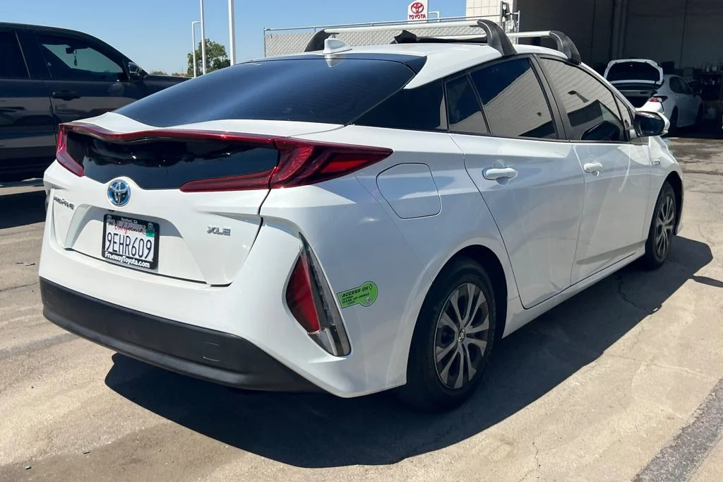 Certified Used 2022 Beige Toyota XLE image 6
