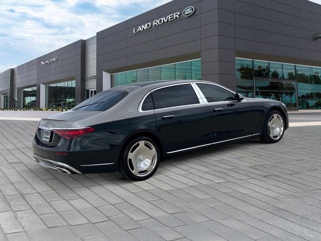 Used 2025 Green Mercedes-Benz Maybach S 580 image 5