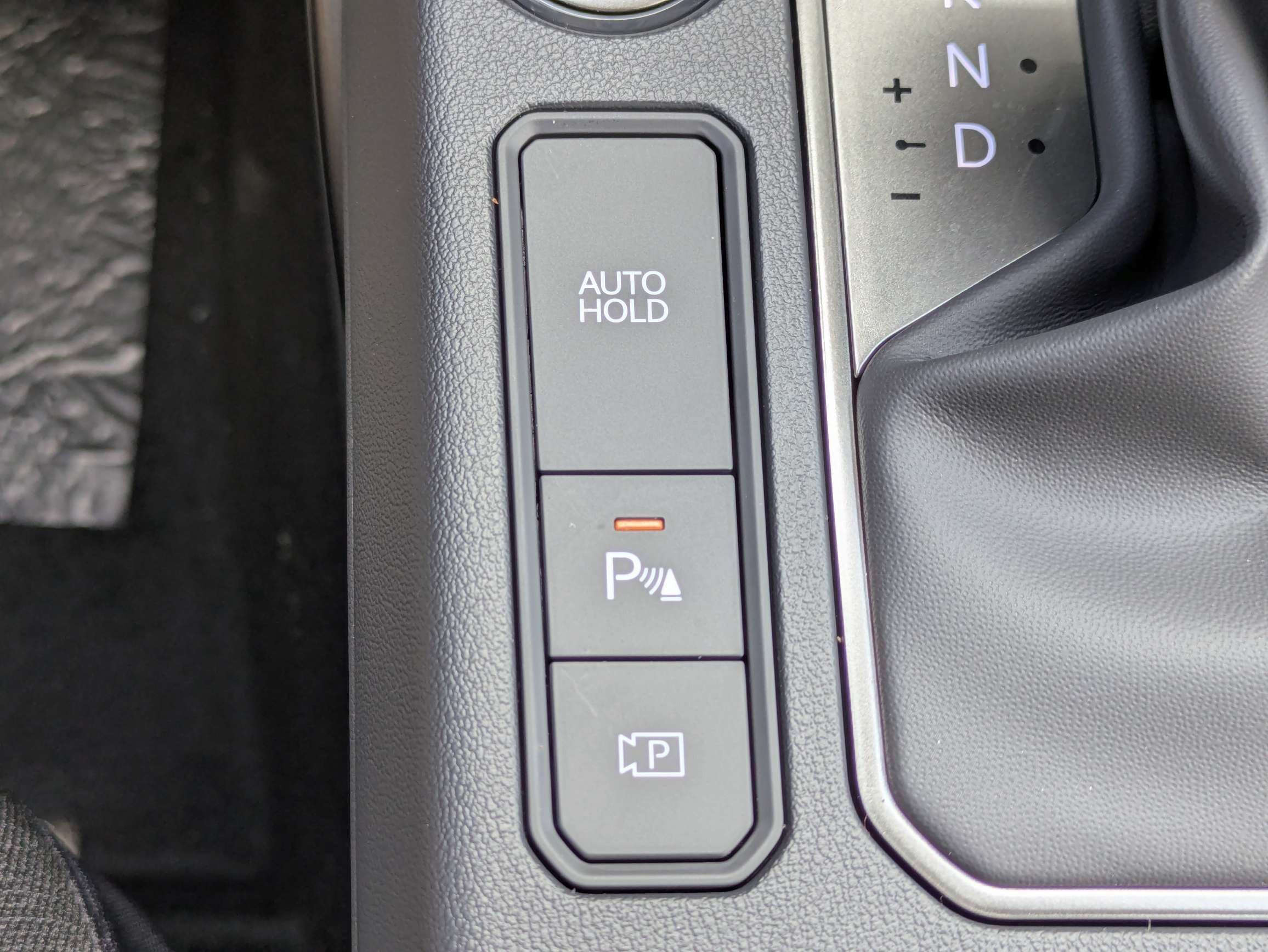 New 2027 Ivory Silver Kia LX image 25