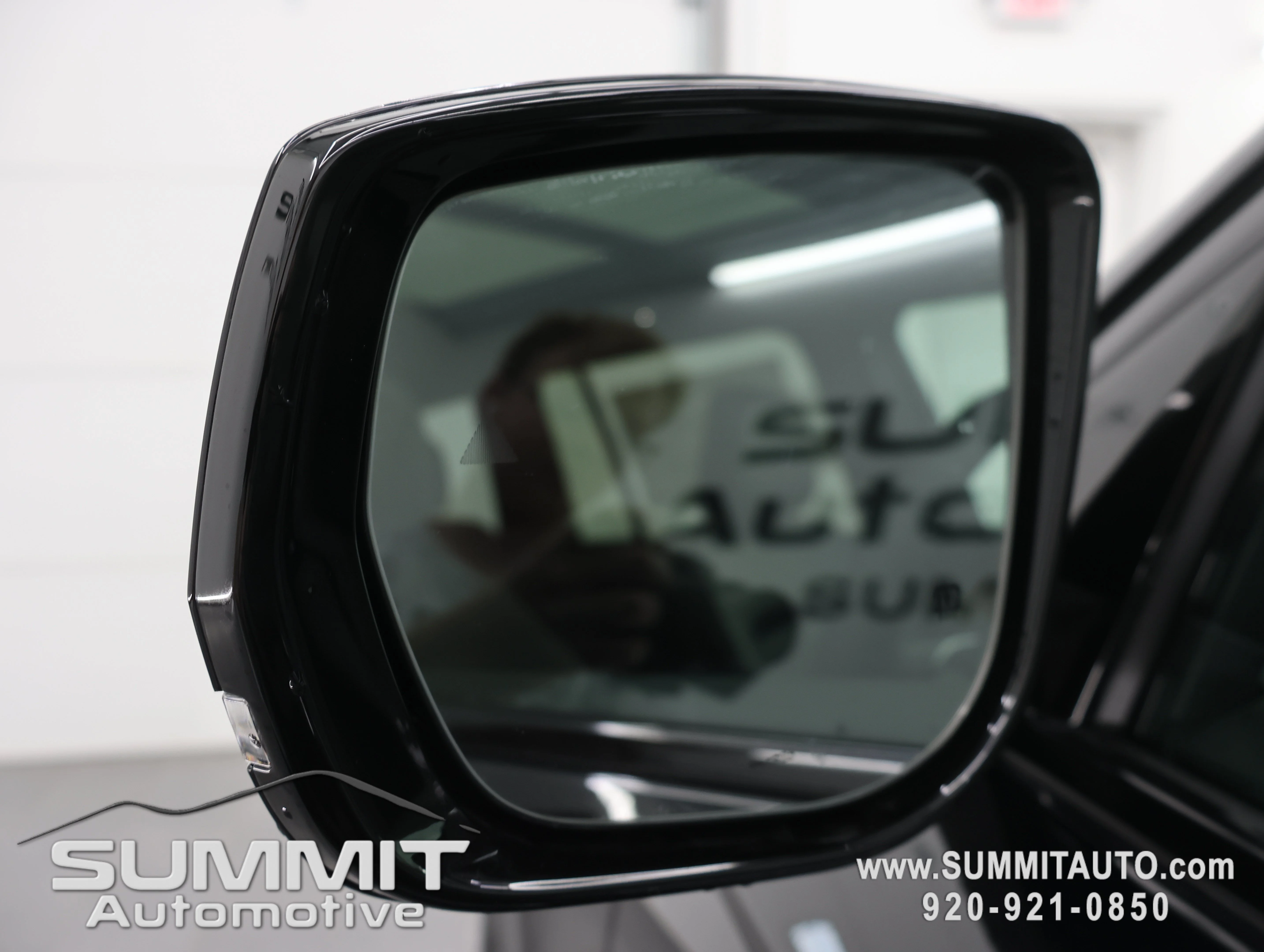 New 2026 Diamond Black Crystal Pearlcoat Jeep Limited image 45