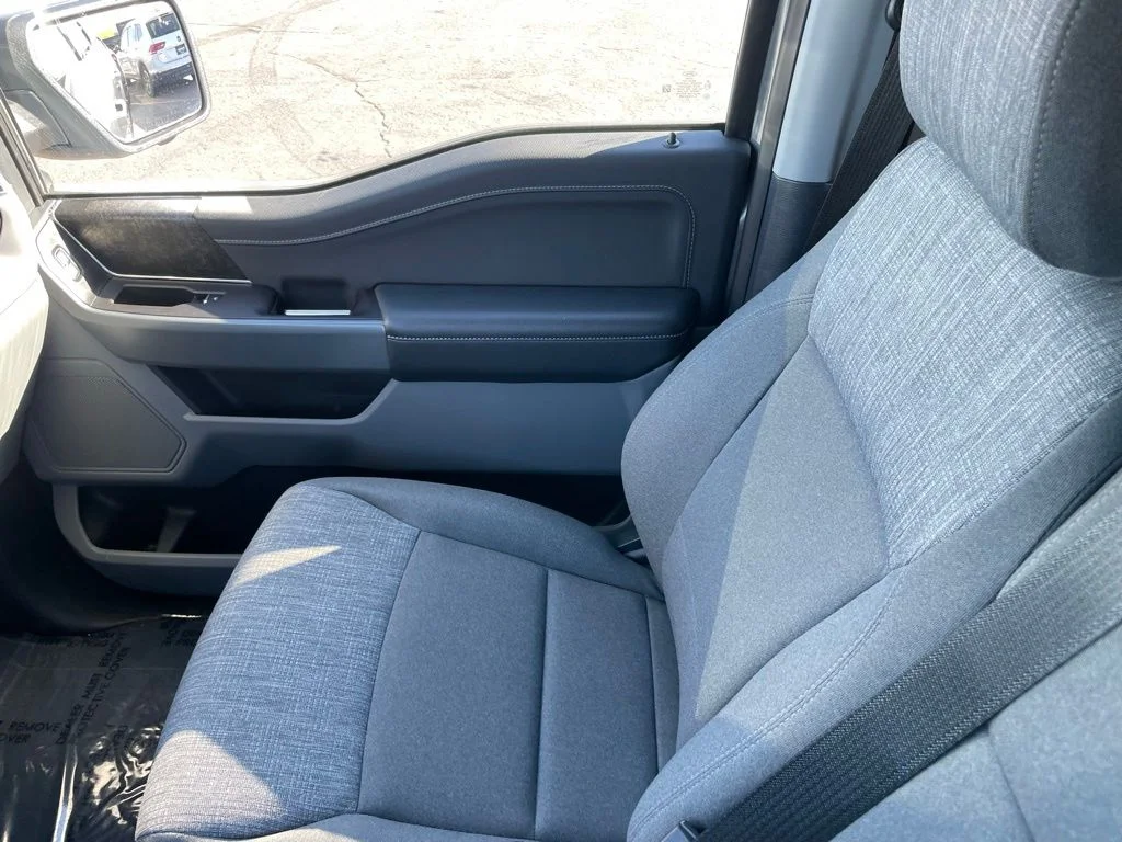 Used 2022 Silver Ford XLT image 19