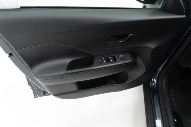 Used 2025 Denim Blue Hyundai SEL Convenience image 18