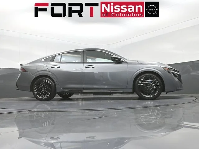 Used 2026 Gray Nissan SR image 39