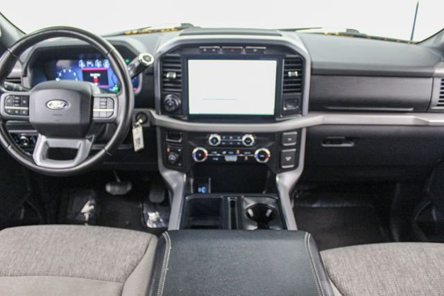 Used 2024 Black Ford XLT image 19