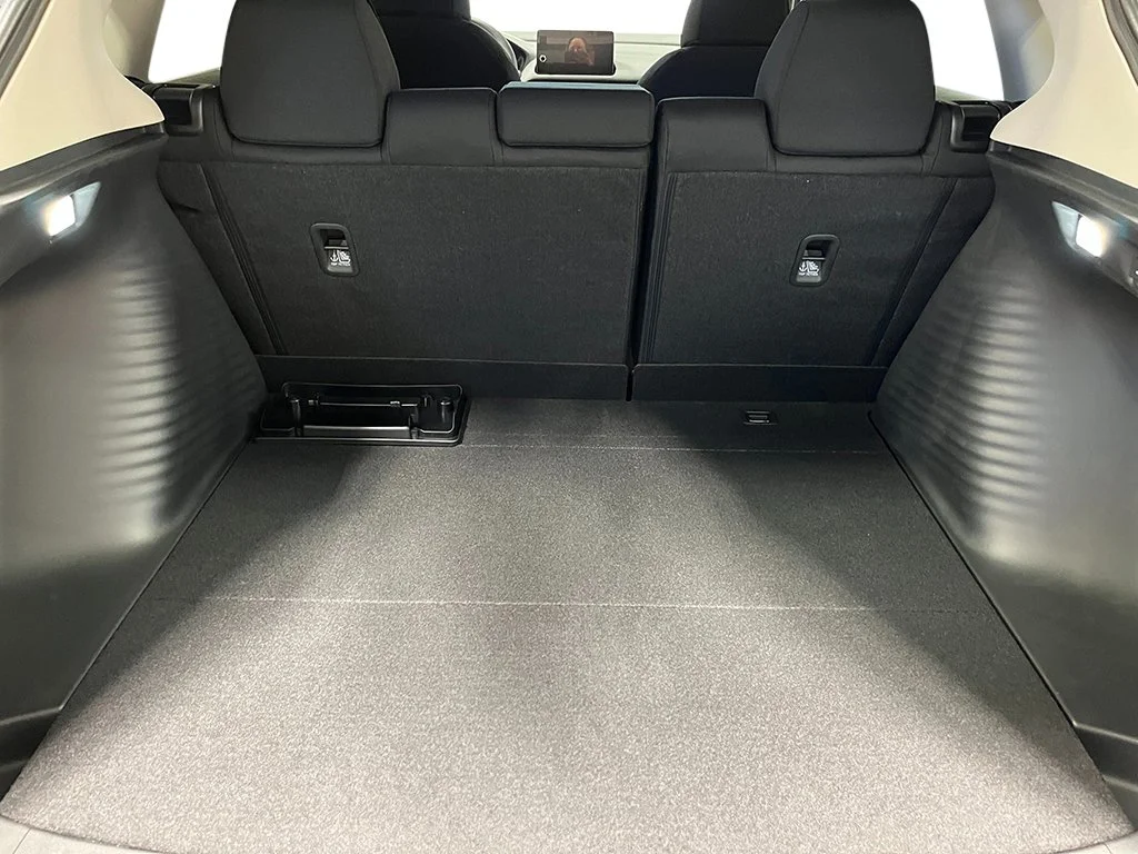 New 2027 White Honda LX image 22