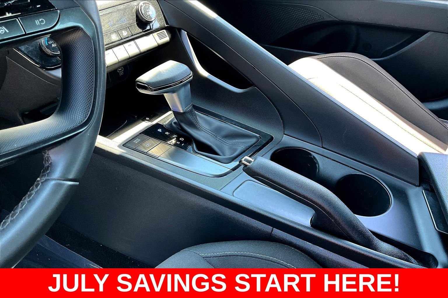 Used 2025 Gray Hyundai SEL Sport image 21