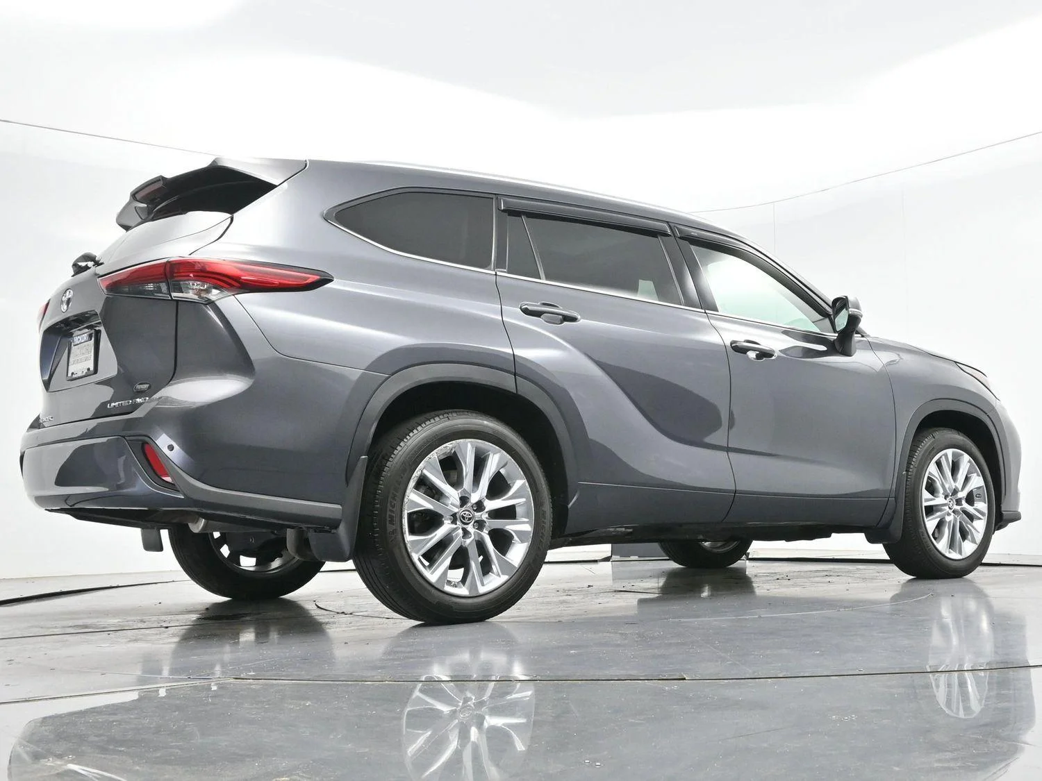Used 2021 Magnetic Gray Metallic Toyota Limited image 50