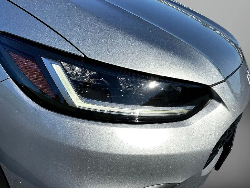 New 2027 Solar Silver Metallic Honda LX AWD image 32