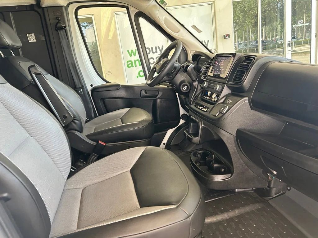 Used 2025 White Ram High Roof image 22