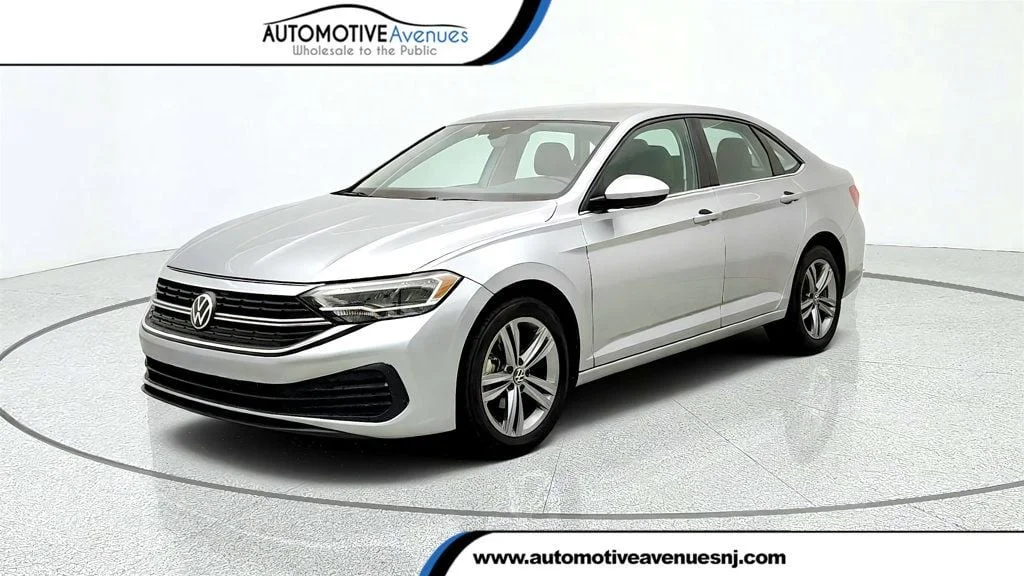 Used 2024 Pyrite Silver Metallic Volkswagen SE Automatic image 1