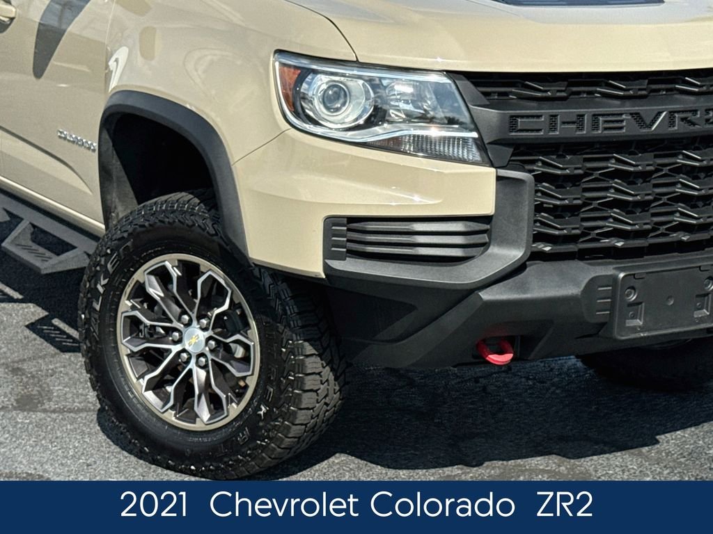 Used 2021  Chevrolet ZR2 image 12