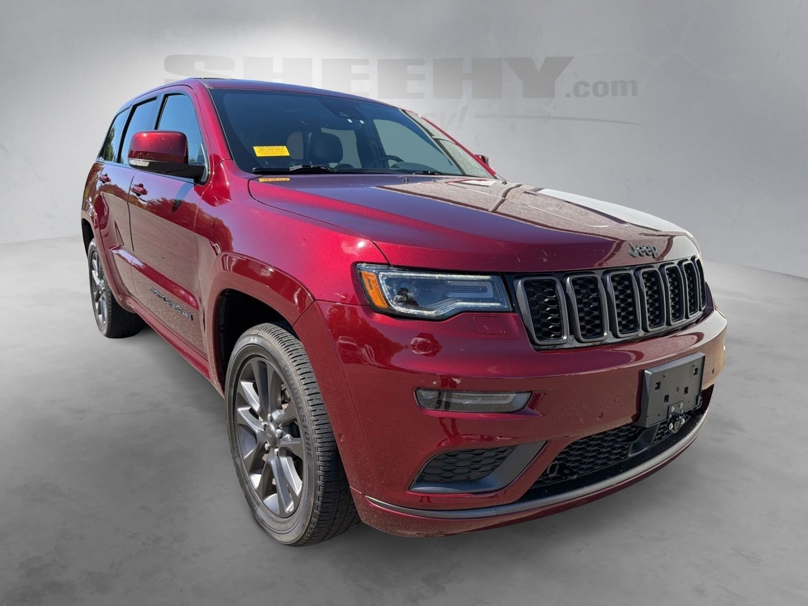 Used 2018 Red Jeep Overland image 2
