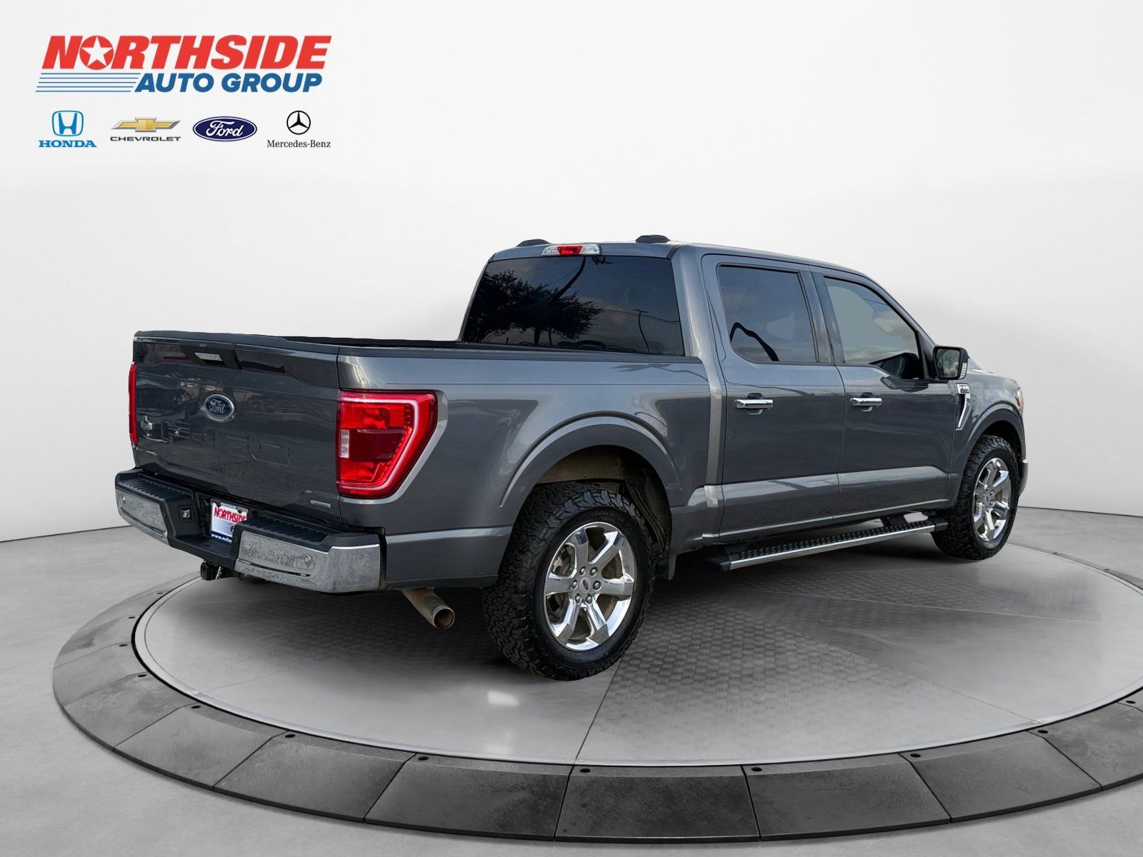 Used 2021 Carbonized Gray Metallic Ford XLT image 7