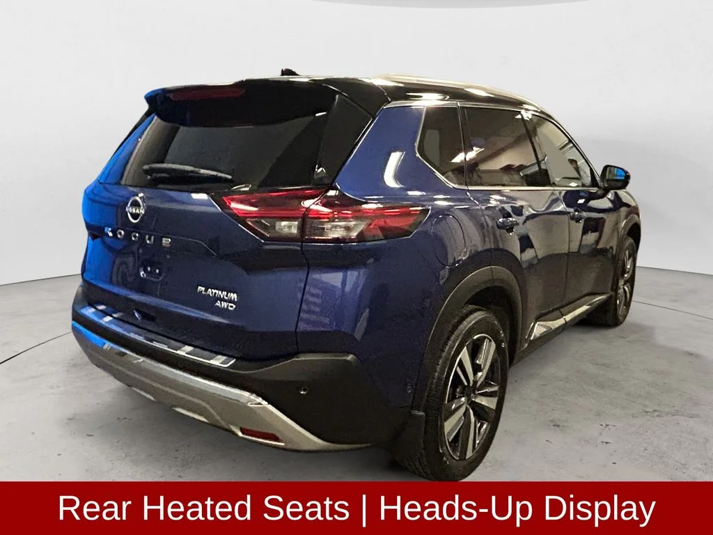 Used 2023 Caspian Blue Metallic Nissan Platinum image 6