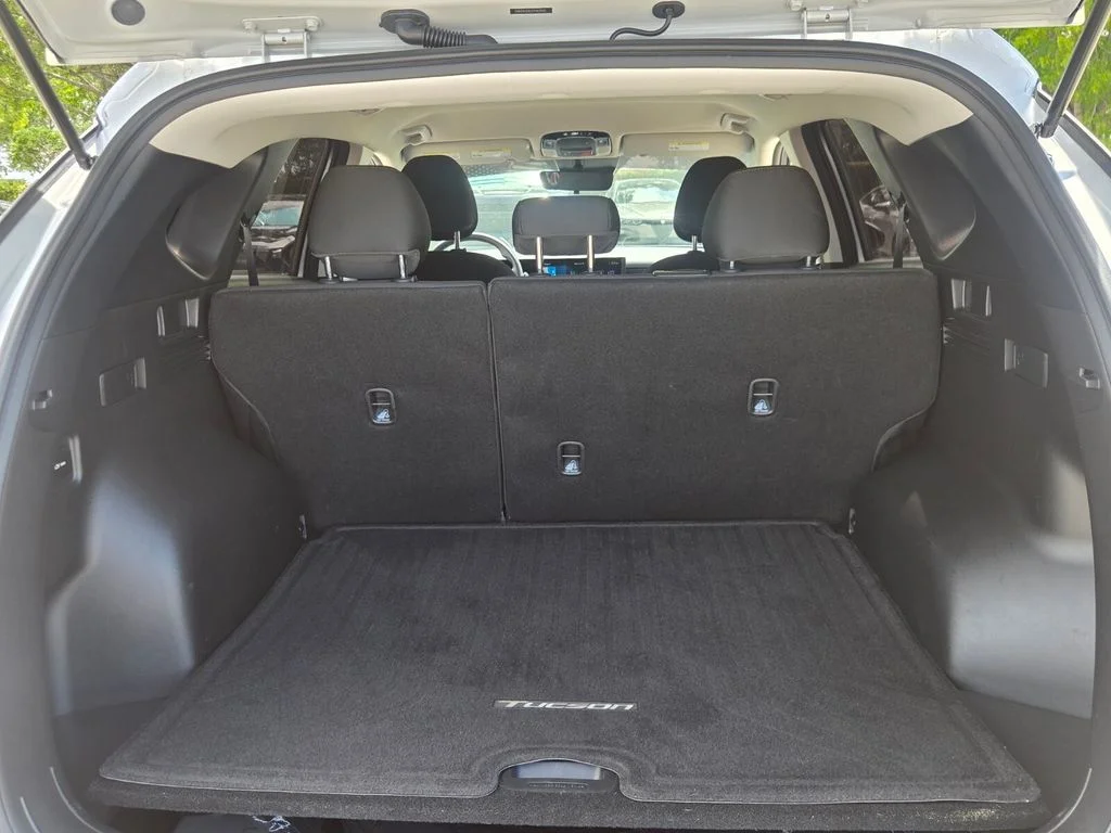 Used 2026 Silver Hyundai SE image 14