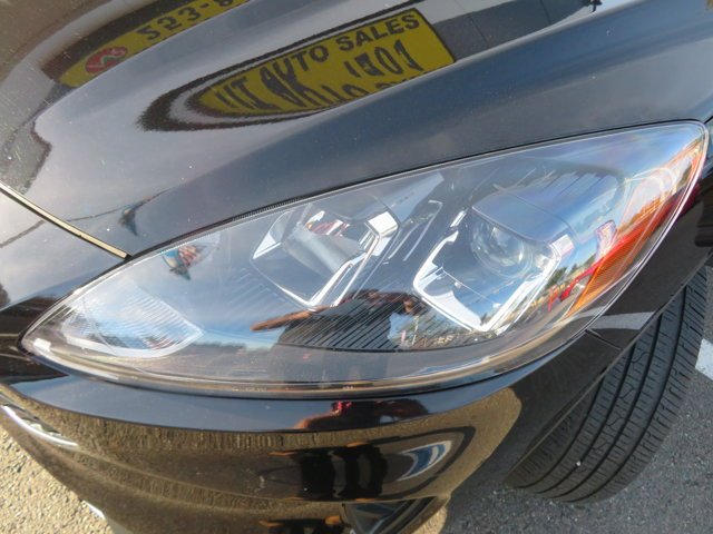 Used 2022 Agate Black Metallic Ford SE Hybrid image 33