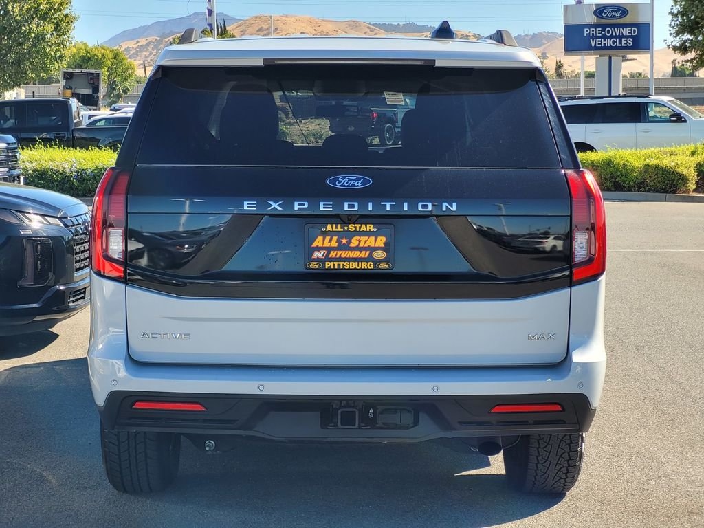 Used 2025 Silver Ford Active image 5