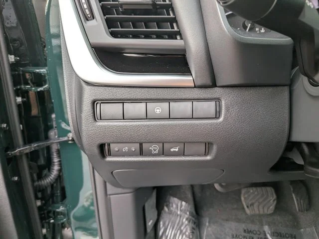 New 2026 Obsidian Green Pearl Nissan Rock Creek® image 25