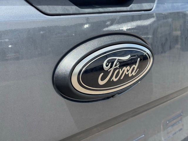 New 2026 Carbonized Gray Metallic Ford XLT image 19