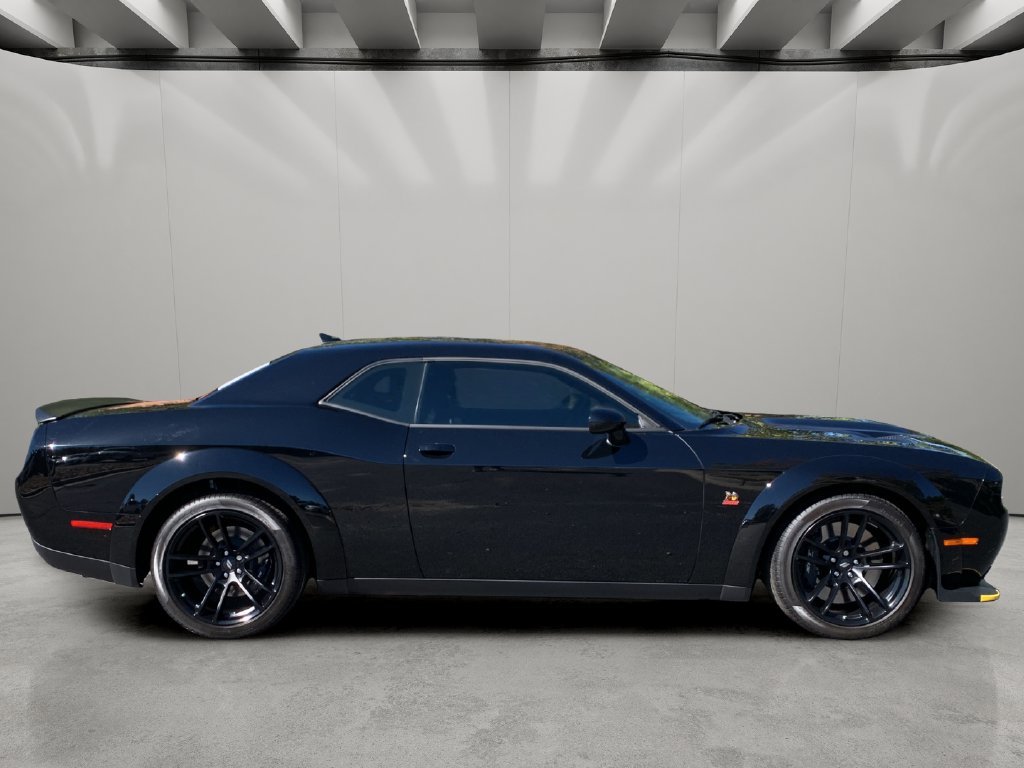Used 2023 Pitch Black Clearcoat Dodge R/T Scat Pack Widebody image 6