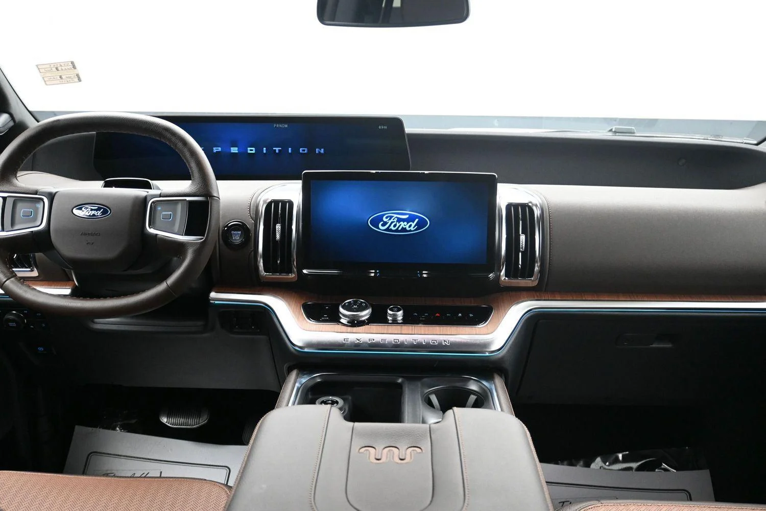 New 2026 Star White Metallic Tri-Coat Ford MAX King Ranch® image 13