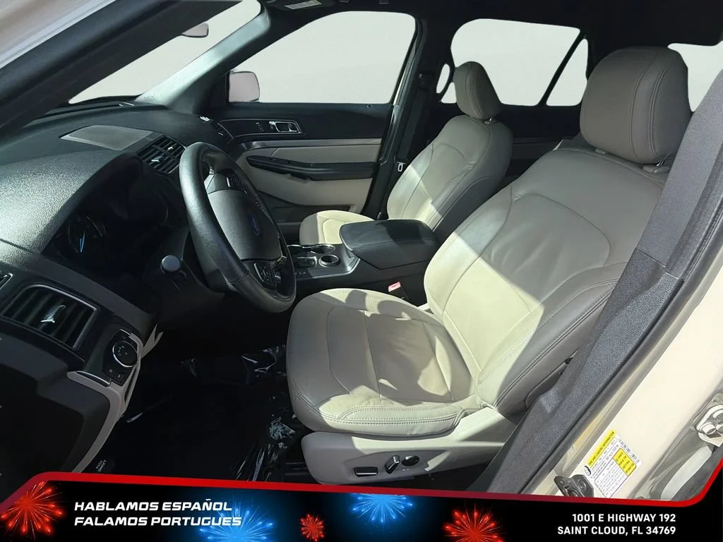 Used 2018 Beige Ford XLT image 12