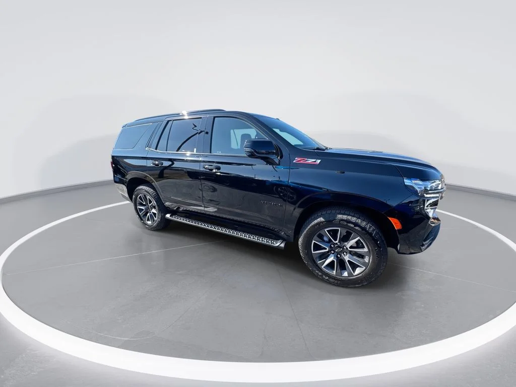 Used 2022 Black Chevrolet Z71 image 2
