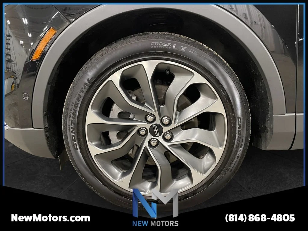 Used 2022 Black Metallic Lincoln Reserve image 14