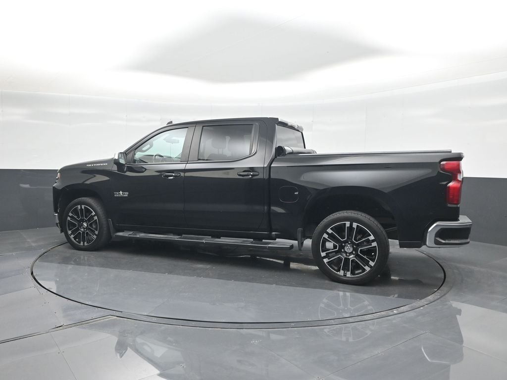 Used 2019 Black Chevrolet LT image 25