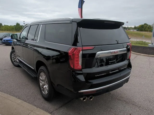 2023 GMC Yukon XL Denali - Photo 31