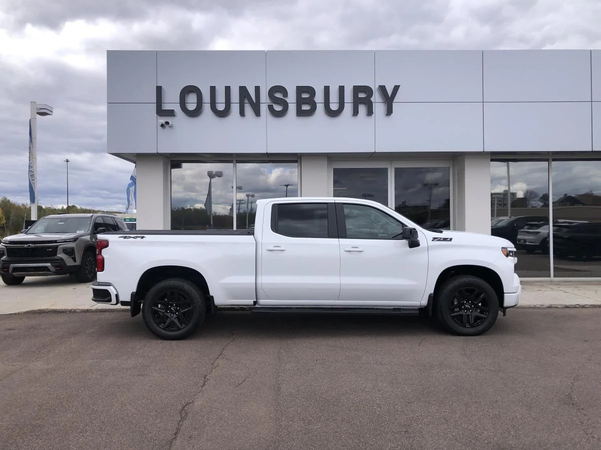 New 2026 White Chevrolet 4WD Crew Cab 147" RST image 2