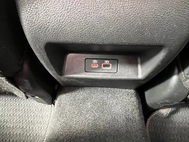 Used 2025 Black Nissan 2.5 SR image 33