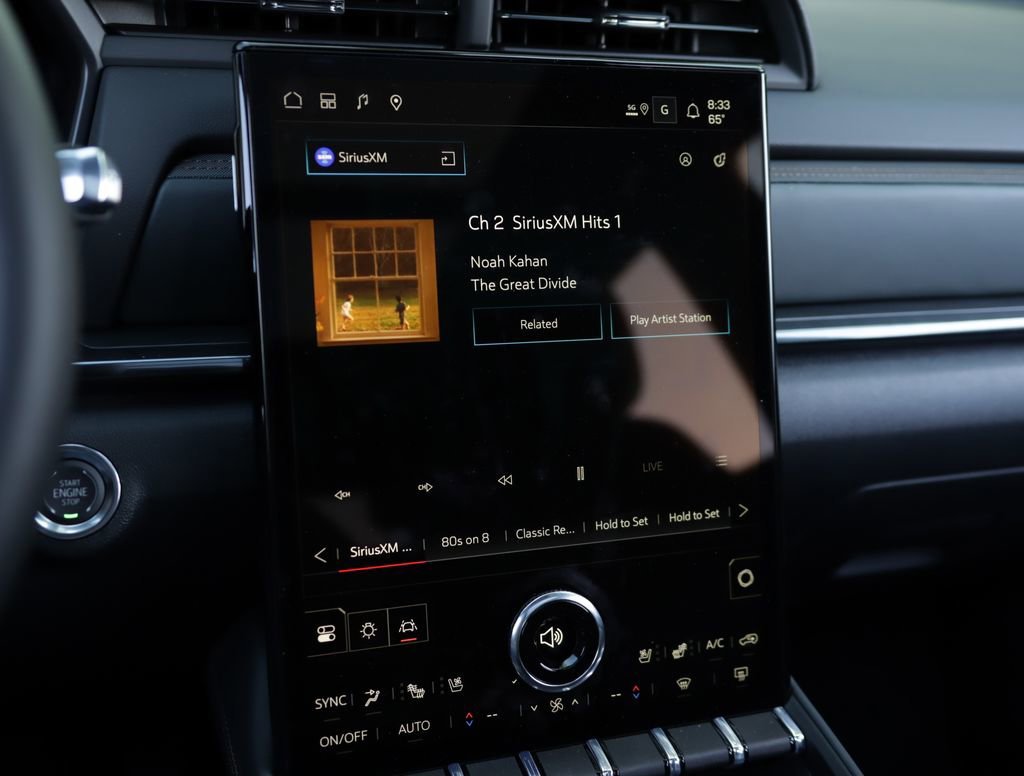 2026 GMC Terrain AT4 - Photo 14