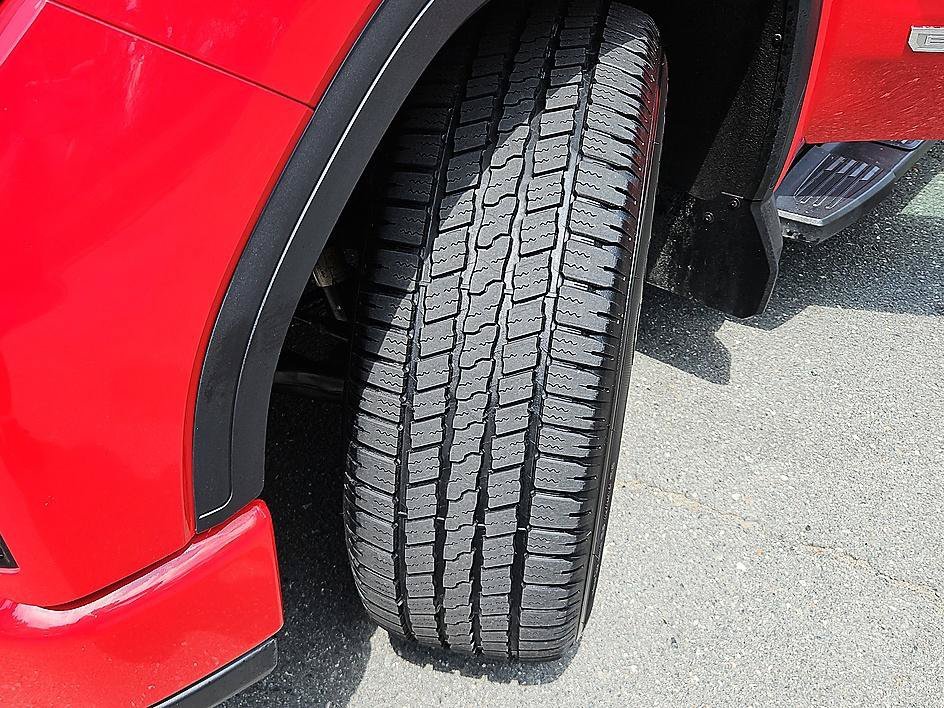 Used 2024 Cardinal Red GMC Elevation image 26