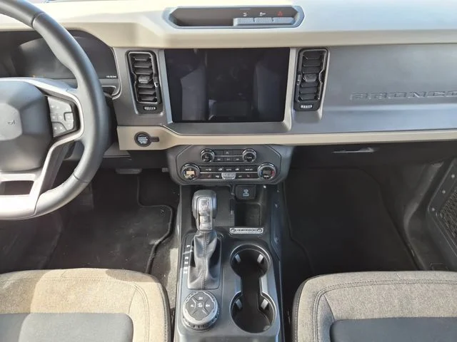 Certified Used 2025 Oxford White Ford Big Bend image 11