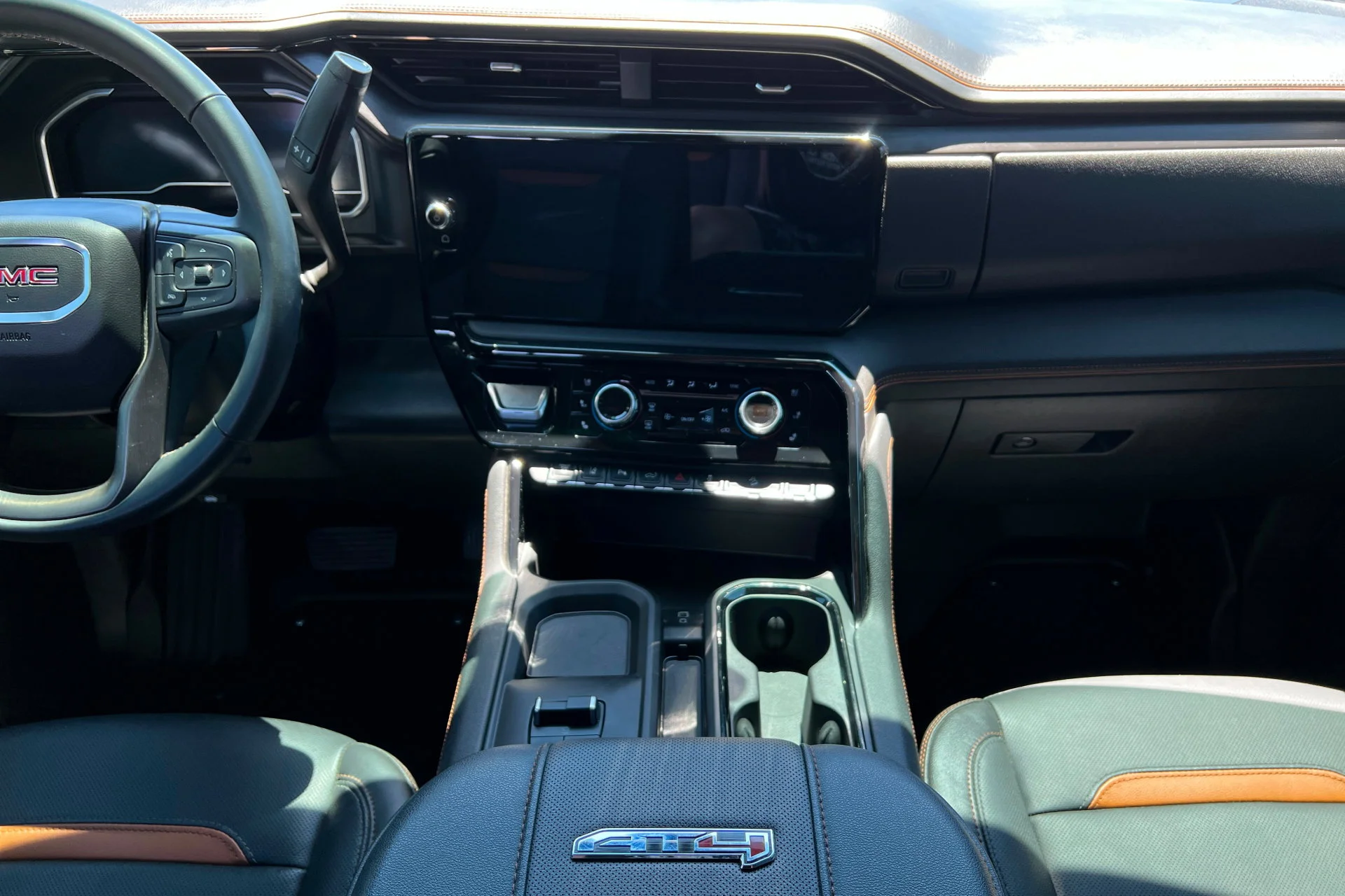 Used 2025 Onyx Black GMC AT4 image 13