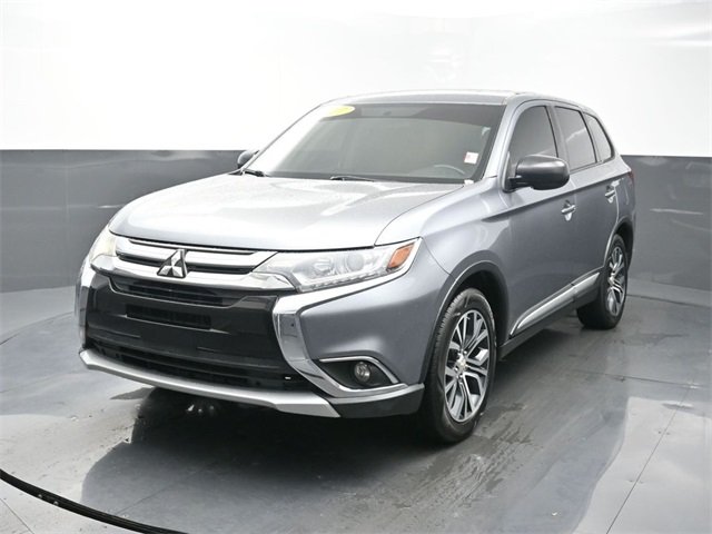 2017 Mitsubishi Outlander ES