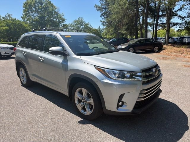 Used 2019 Silver Toyota Limited image 7
