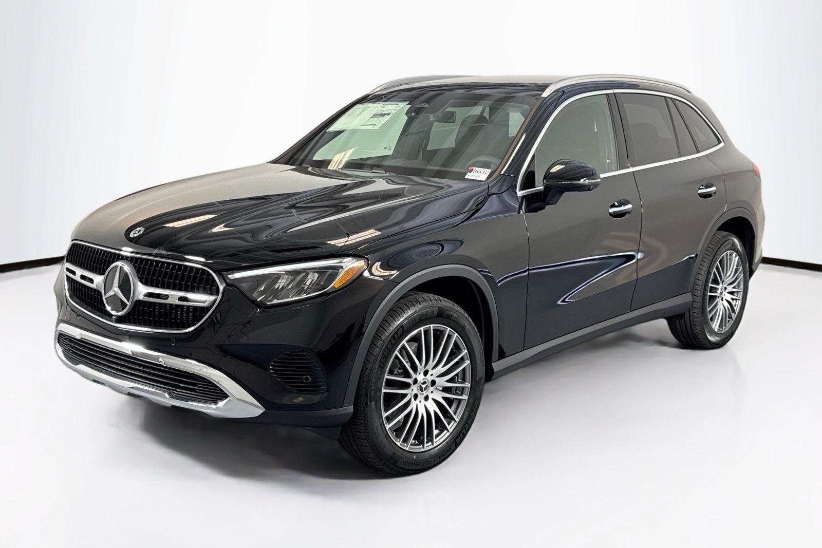 New 2026 Black Mercedes-Benz GLC 300 image 1