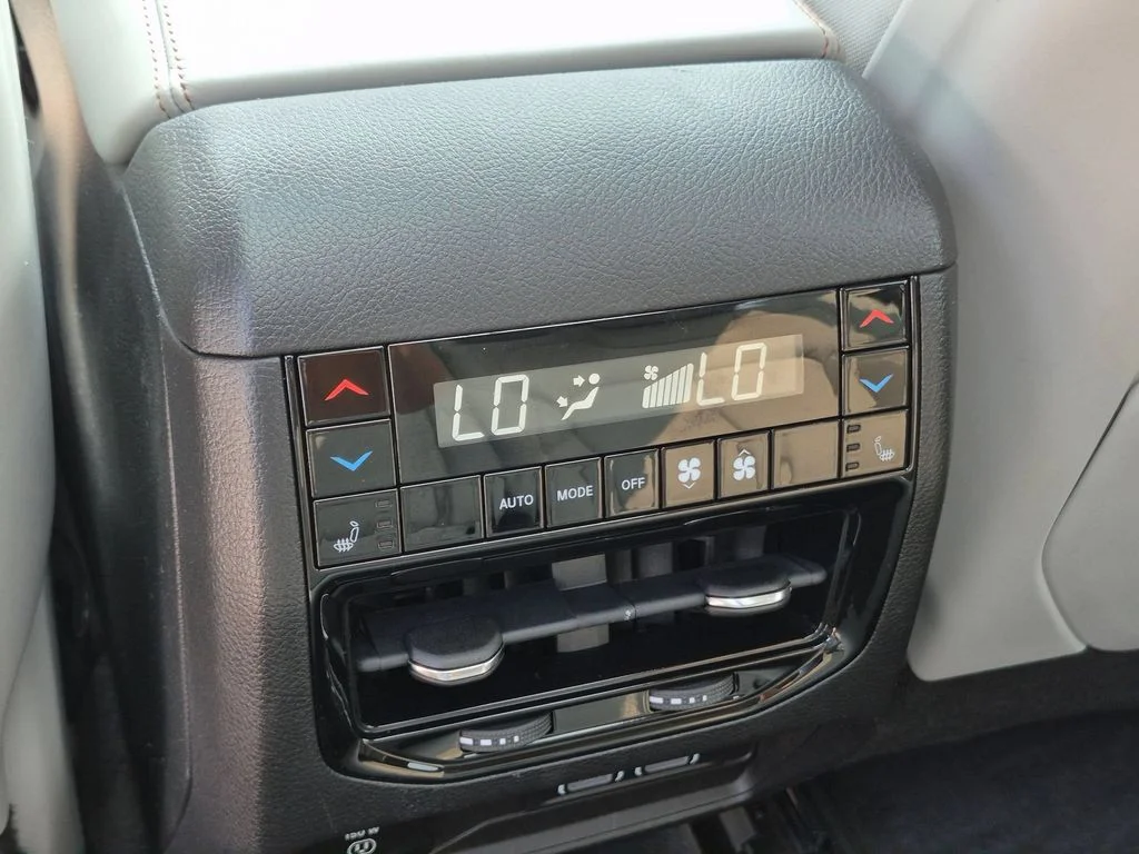 Used 2022 Gray Jeep Overland image 29