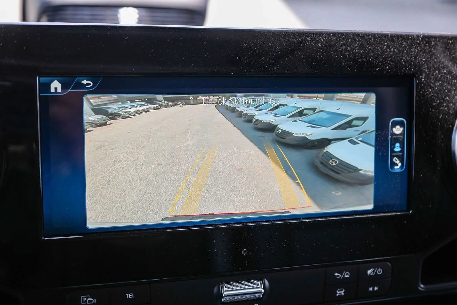 New 2025 Arctic+White Mercedes-Benz Cargo 144WB High Roof AWD 2.0L I4 Diesel Turbo HO image 25