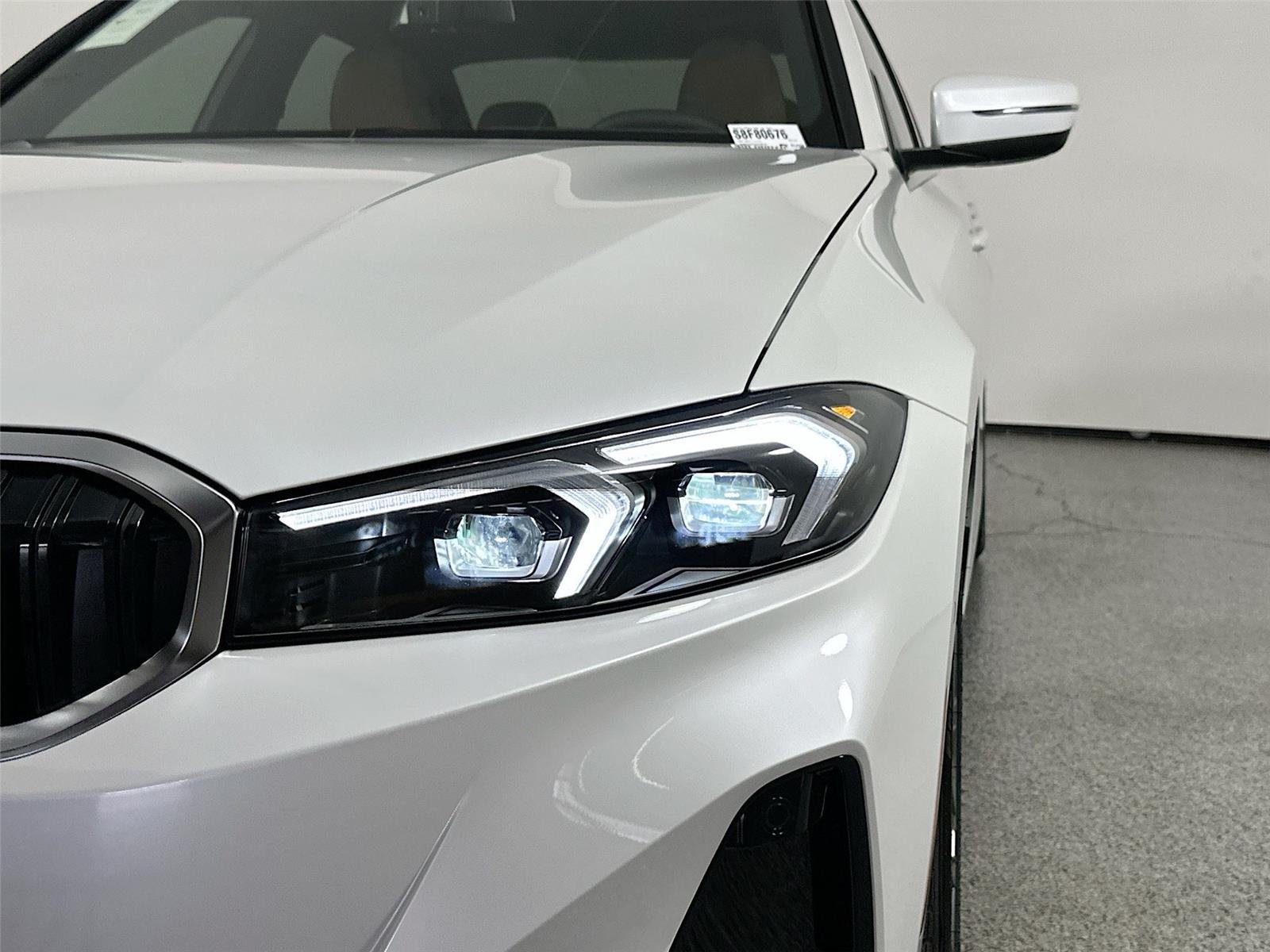 2025 BMW 3 Series 330i - Photo 14